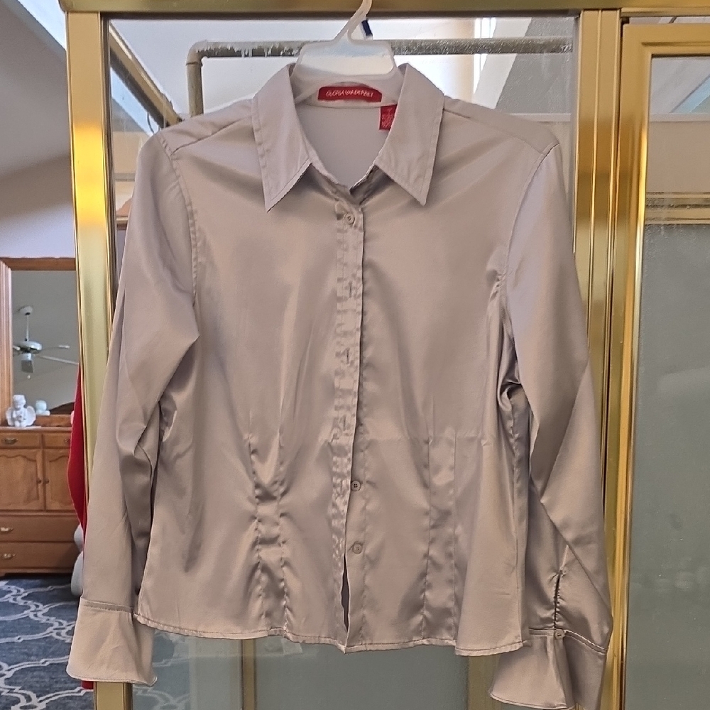 Gloria Vanderbilt Silver Button-Up Shirt
